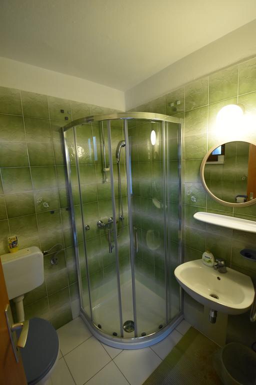 Guest House Znidar Бохинь Экстерьер фото